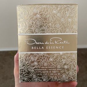 Oscar de la renta Bella essense 3.4 oz new in box
